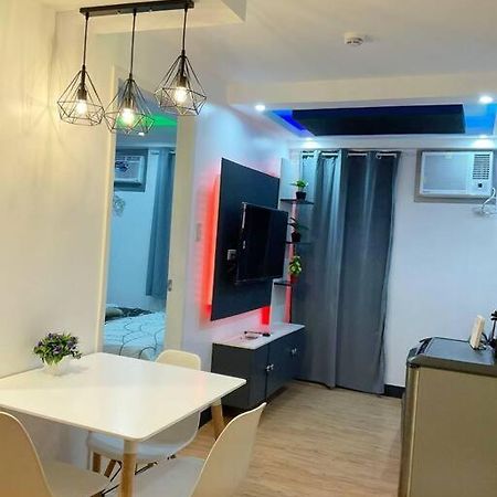Ar02 1Bedroom Condo Unit With Free Pool, Hbo, Netflix & Wifi Davao City Buitenkant foto